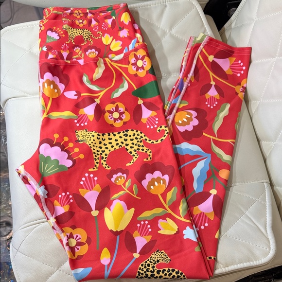 Colorful Yoga Leggings with Floral and Leopard Print by Jessie Zoom and - Picture 1 of 1